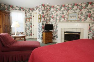Rooom 25 Renovated - New Photos Coming Soon!