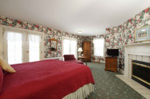 Rooom 25 Renovated - New Photos Coming Soon!